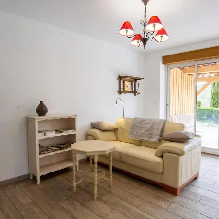 Sejour Au Coeur De La Dordogne Avec Piscine Et Terrasse - Fr-1-616-260 Nyaraló *