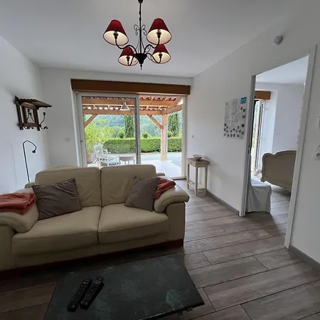 Au Cœur De La Dordogne Avec Piscine Et Terrasse - Fr-1-616-260 Hébergement de vacances *