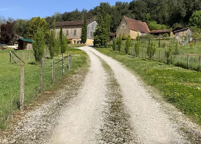 Prázdninový dům Sejour Au Coeur De La Dordogne Avec Piscine Et Terrasse - Fr-1-616-260