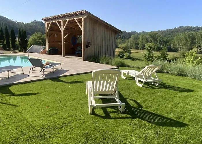 Sejour Au Coeur De La Dordogne Avec Piscine Et Terrasse - Fr-1-616-260 بيت للعطل